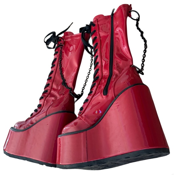 Demonia red faux leather lace-up platform boots with chain detailing and 7" heel - Picture 3 of 8